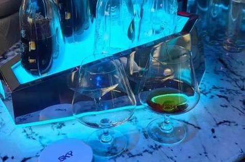 绍兴新天地XXO夜总会招聘酒水促销员-模特自由工作妙规矩少氛围超嗨呀